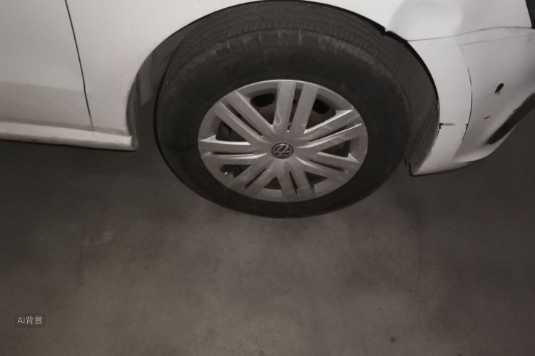 Volkswagen Polo 2017 car image #9