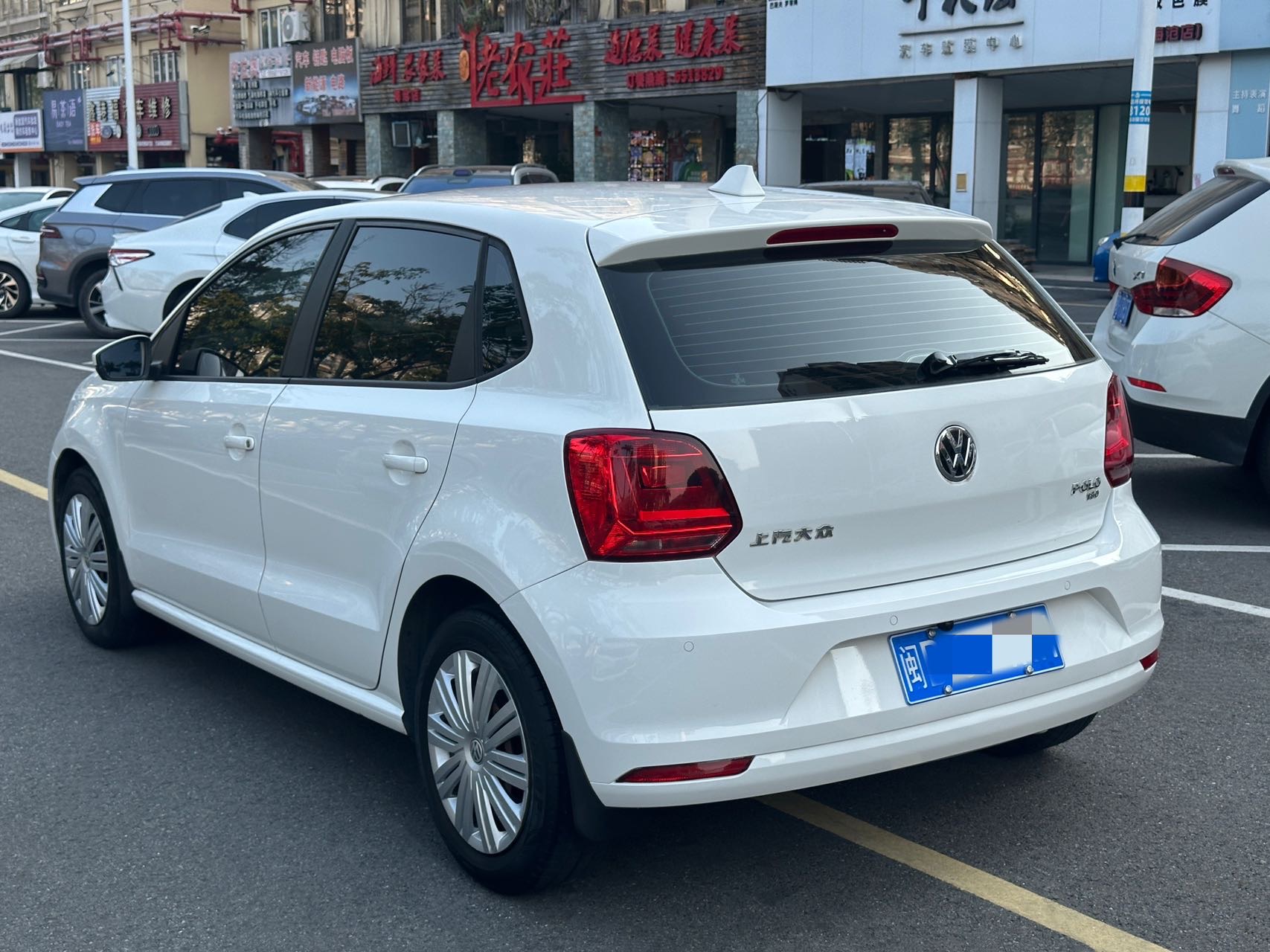 Volkswagen Polo 2017 #4 Volkswagen Polo 2017 car image #4