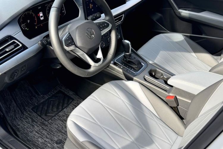 Volkswagen Lavida 2023 car image #11