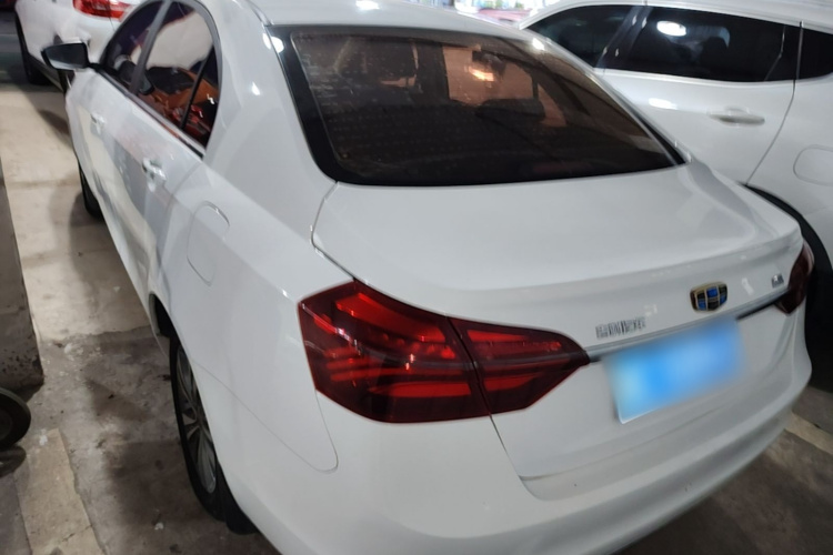 GEELY Emgrand 2018 car image #6