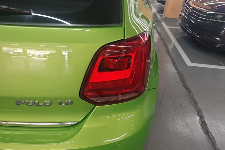 Volkswagen Polo 2014 car image #8