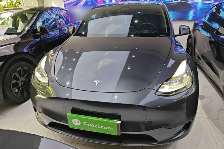Tesla Model Y 2022 #3 Tesla Model Y 2022 car image #3
