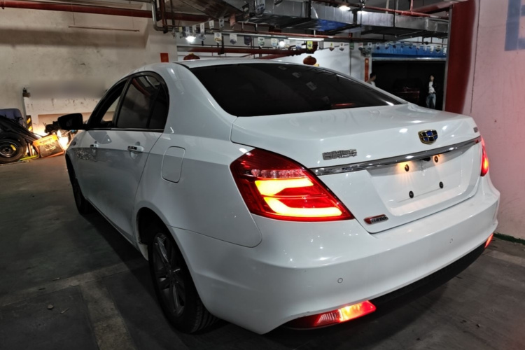 GEELY Emgrand 2017 immagine di auto #5
