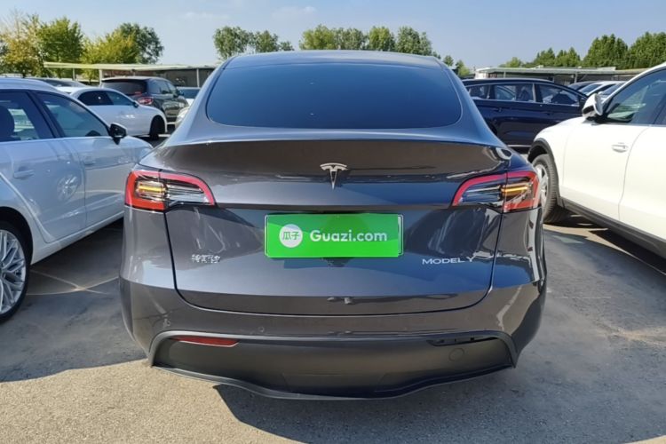 Tesla Model Y 2022 #6 Tesla Model Y 2022 car image #6