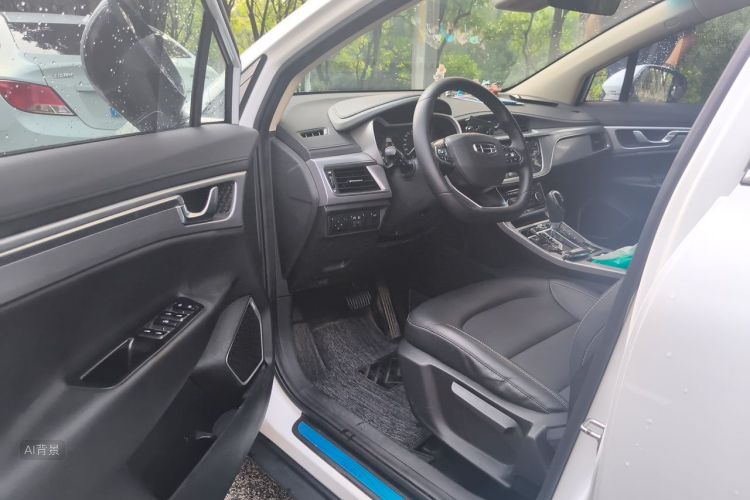 GEELY Emgrand GS 2020 car image #18