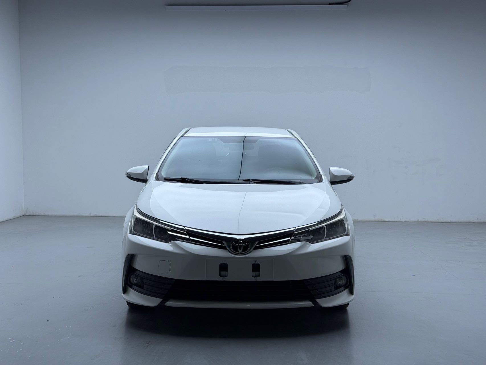 Toyota Corolla 2018 #2 Toyota Corolla 2018 car image #2