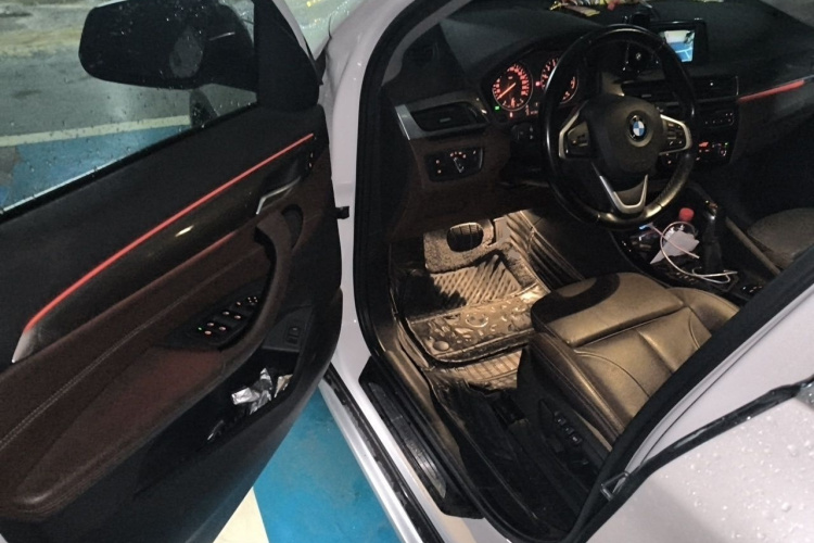 BMW X1 2018 #13 BMW X1 2018 car image #13