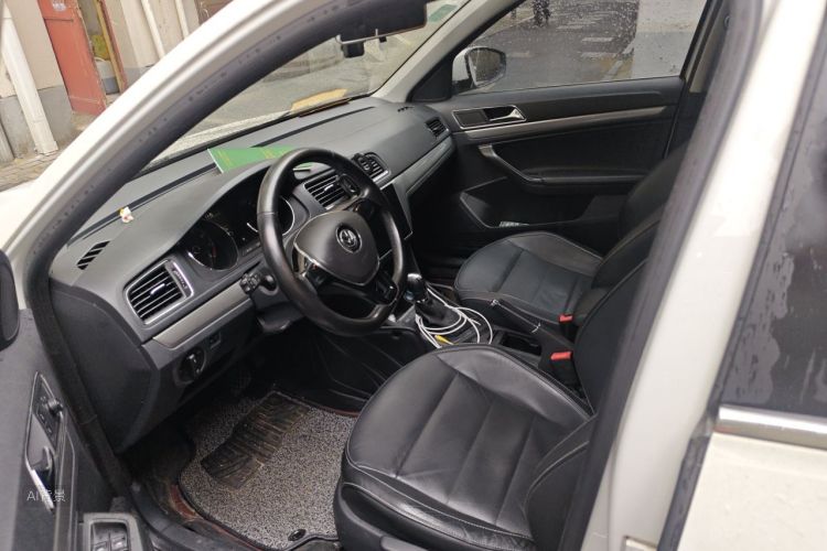 Volkswagen Lavida 2015 #17 Volkswagen Lavida 2015 car image #17