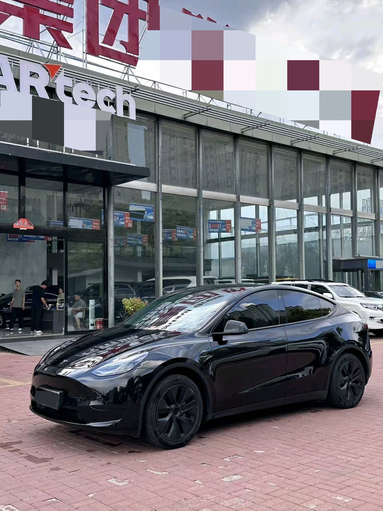 Tesla Model Y 2024 car image 