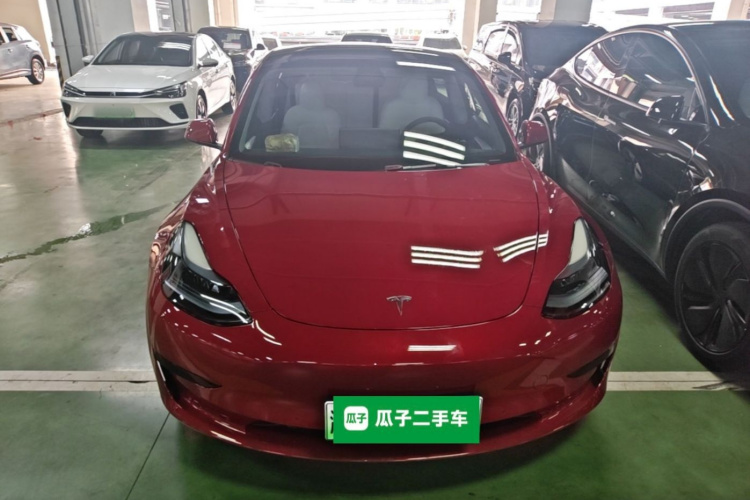 Tesla Model 3 2023 car image #3
