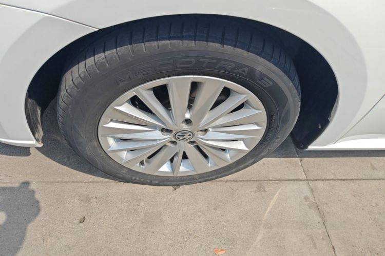 Volkswagen Lavida 2020 car image #9