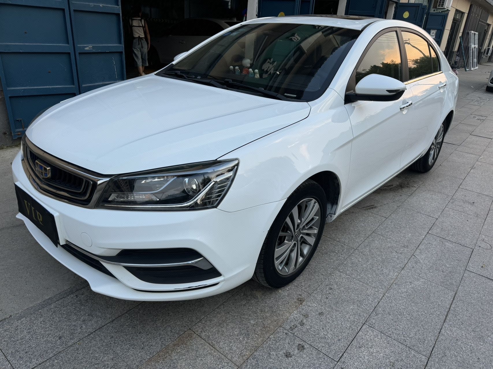 GEELY Emgrand 2018 car image 