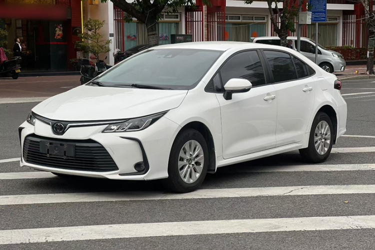 Toyota Corolla 2021 car image #2