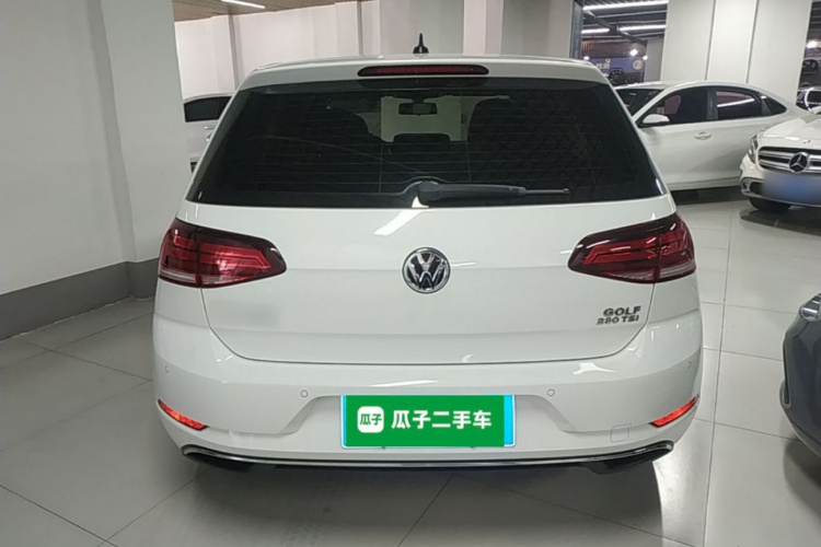 Volkswagen Golf 2019 immagine di auto #6