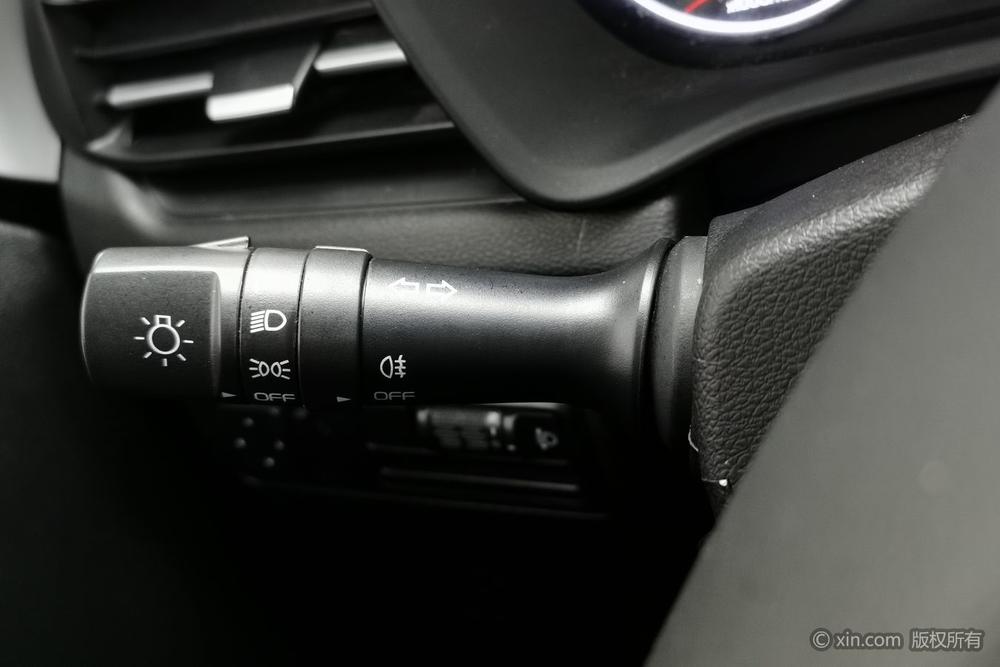 Livan X3 PRO 2023 #16 Livan X3 PRO 2023 car image #16