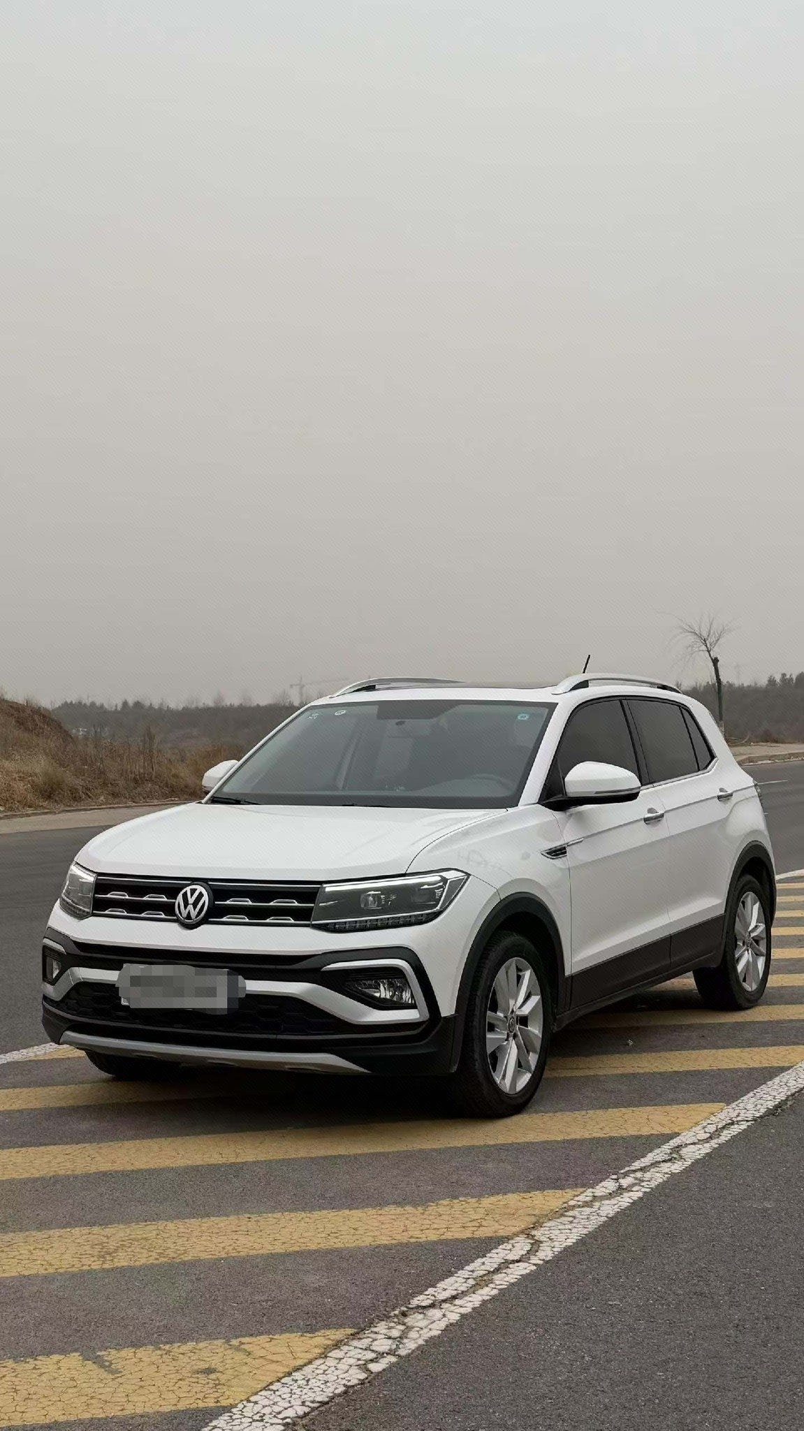 Volkswagen T-Cross 2020 car image 
