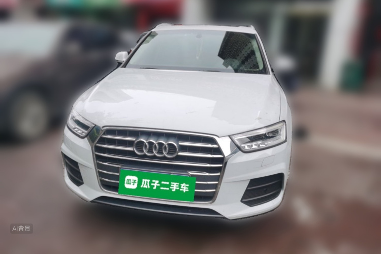 Audi Q3 2019 car image #3