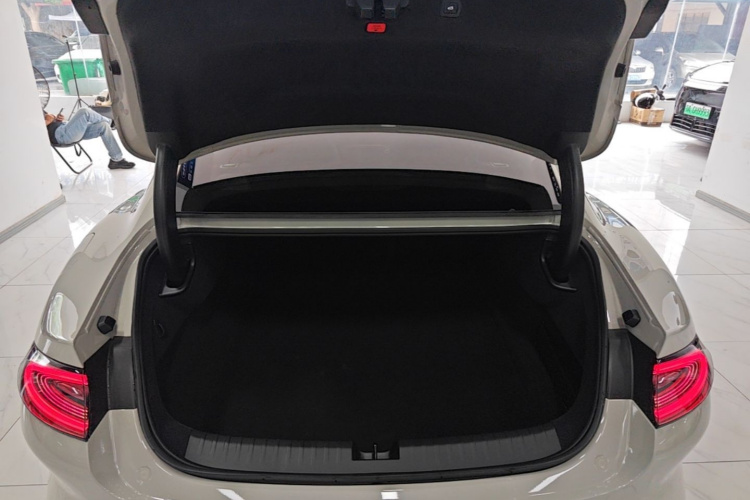 MI SU7 2025 car image #22