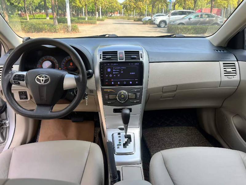 Toyota Corolla 2013 #6 Toyota Corolla 2013 car image #6