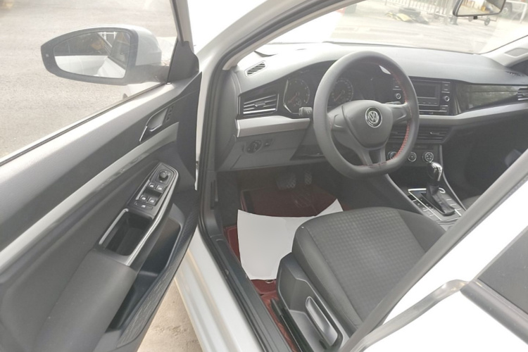 Volkswagen Bora 2020 car image #12