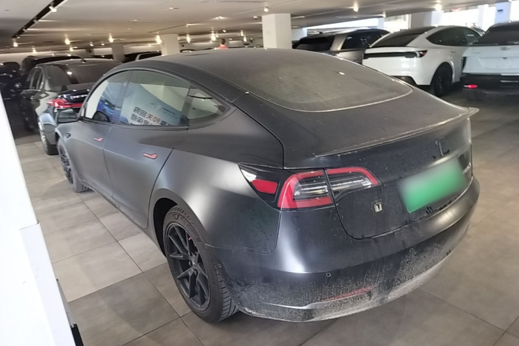 Tesla Model 3 2023 car image #5