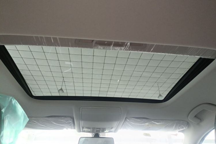 Volkswagen Passat New Energy 2025 immagine di auto #18