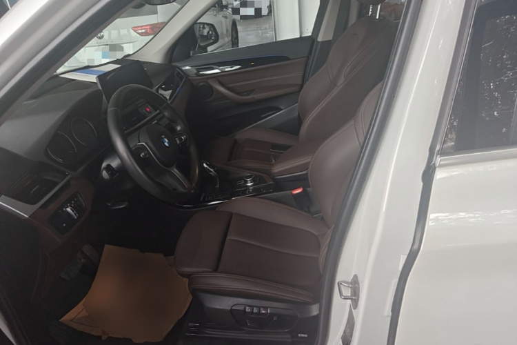 BMW X1 2020 car image #15