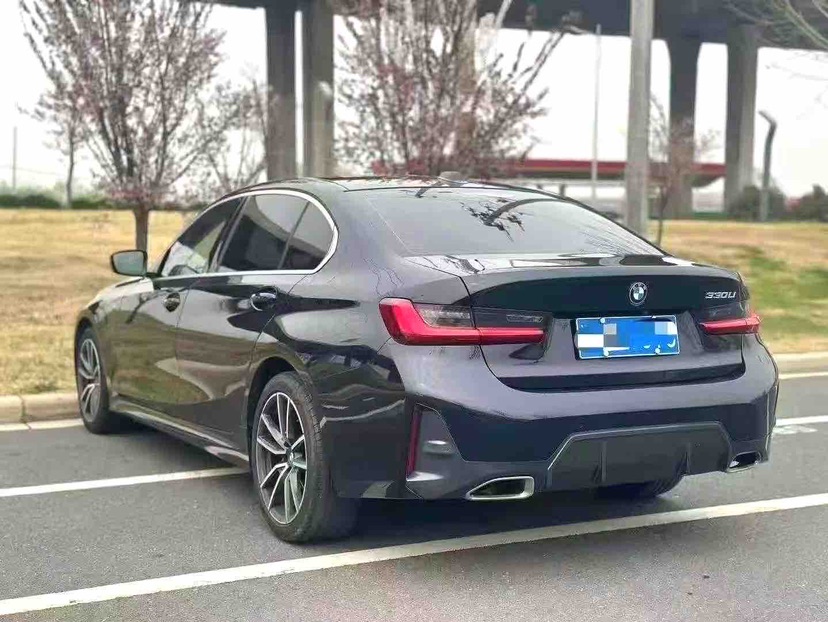 BMW 3 Series 2024 #3 BMW 3 Series 2024 car image #3