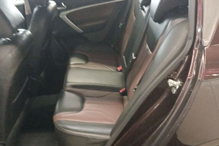 GEELY Emgrand 2017 #13 GEELY Emgrand 2017 car image #13