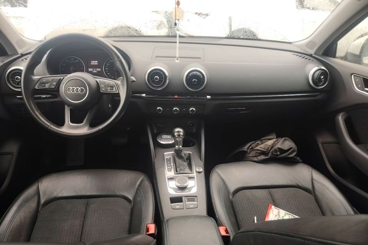 Audi A3 2019 car image #10