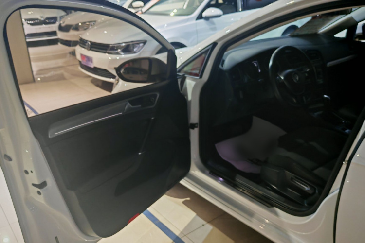 Volkswagen Golf 2018 #12 Volkswagen Golf 2018 car image #12