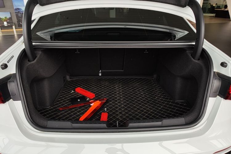 Audi A3 2024 car image #19