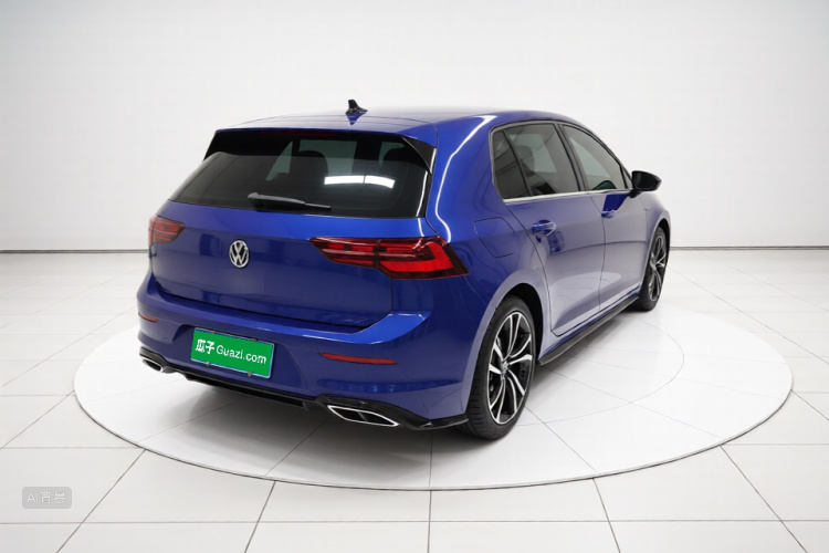 Volkswagen Golf 2021 car image #7