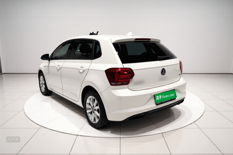 Volkswagen Polo 2022 car image #5
