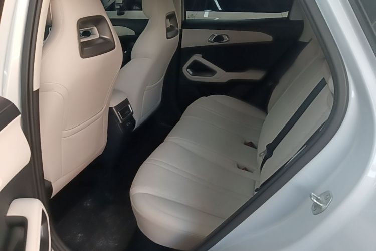 BYD YuanUP 2025 #13 BYD YuanUP 2025 صورة سيارة #13