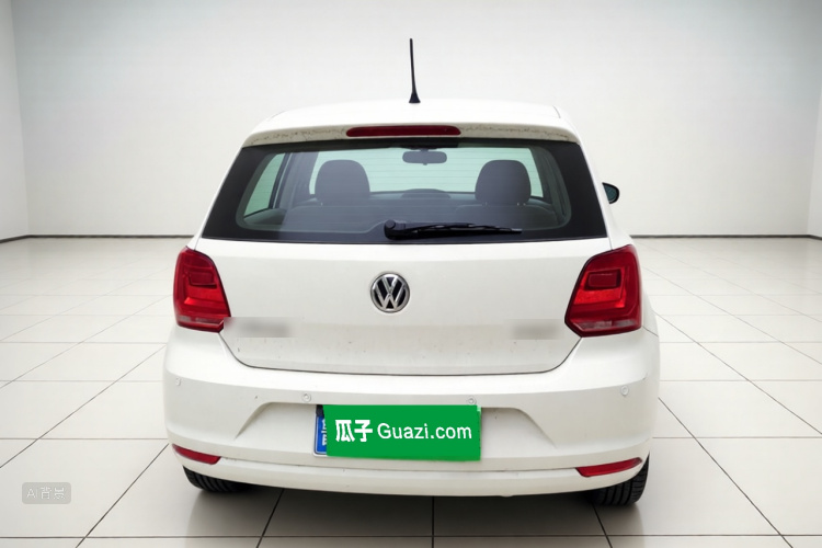 Volkswagen Polo 2016 car image #6