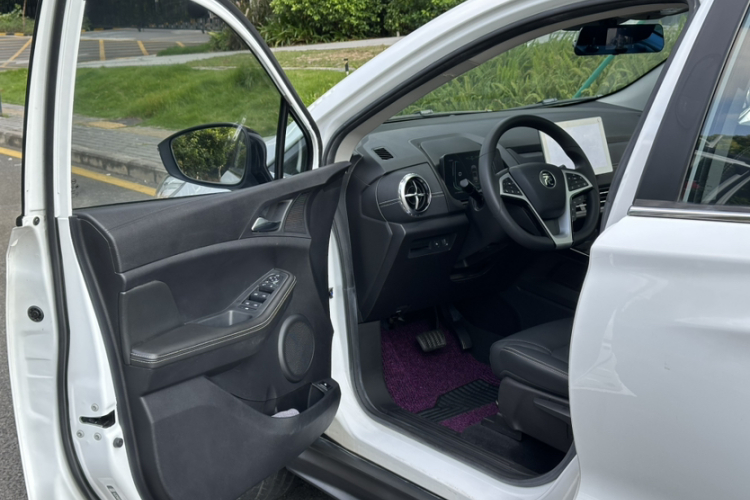 BYD Yuan New Energy 2019 #17 BYD Yuan New Energy 2019 car image #17