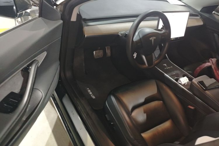 Tesla Model 3 2020 #16 Tesla Model 3 2020 car image #16