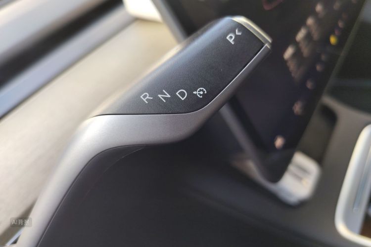 Tesla Model Y 2022 #16 Tesla Model Y 2022 car image #16