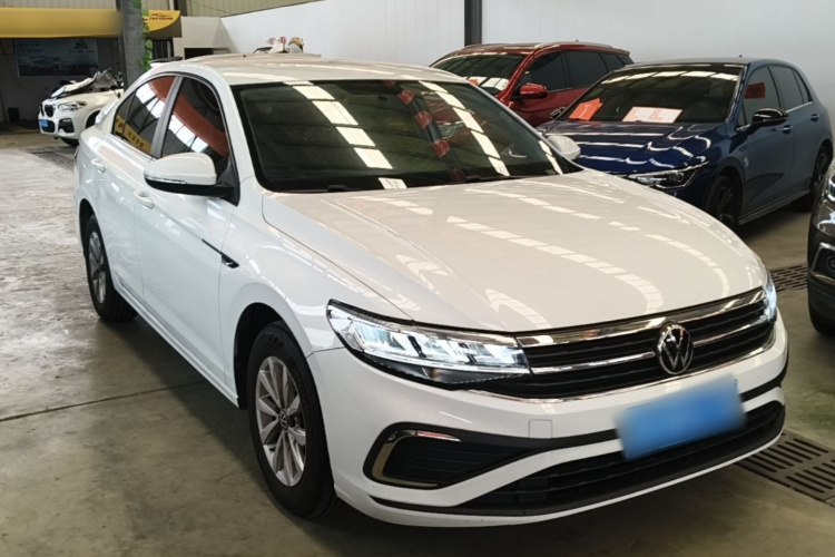 Volkswagen Bora 2024 car image #4