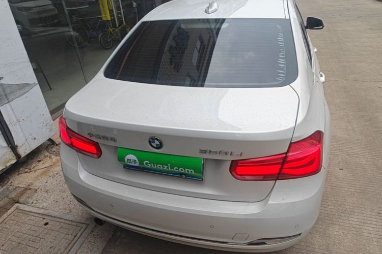 BMW 3 Series 2016 car image #6