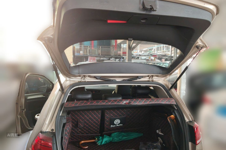 Volkswagen Golf 2020 car image #21