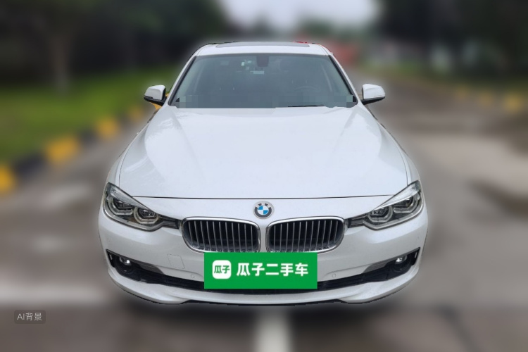 BMW 3 Series 2018 immagine di auto #3
