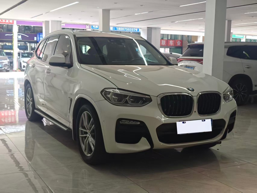BMW X3 2019 car image #3