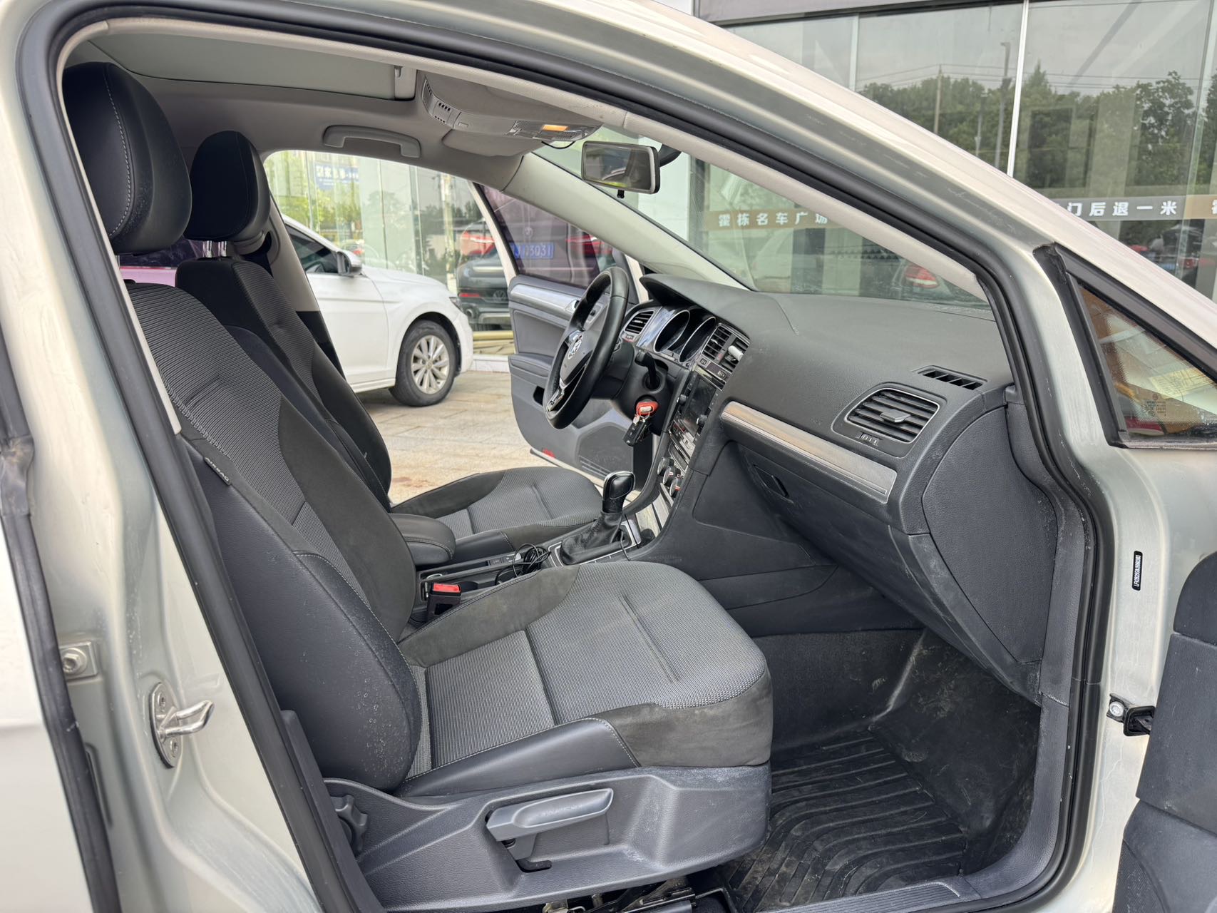 Volkswagen Golf 2018 #10 Volkswagen Golf 2018 car image #10