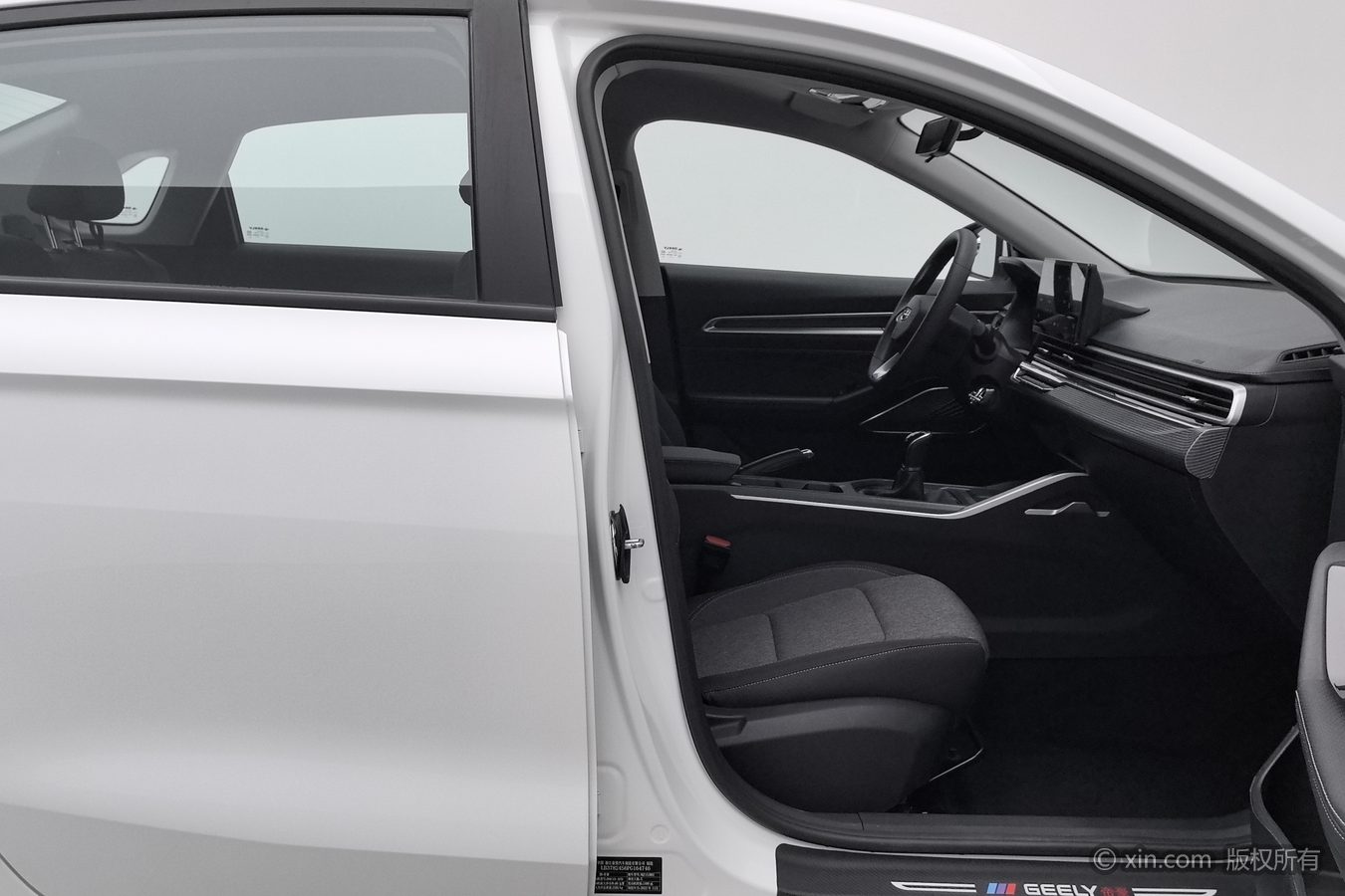 GEELY Emgrand 2024 #24 GEELY Emgrand 2024 car image #24