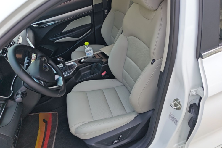 GEELY Binray 2019 imagen de coche #15
