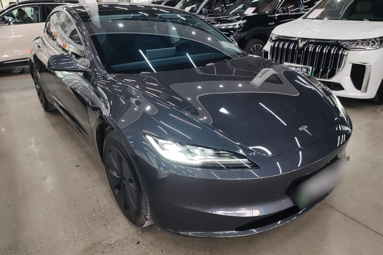 Tesla Model 3 2024 #4 Tesla Model 3 2024 car image #4