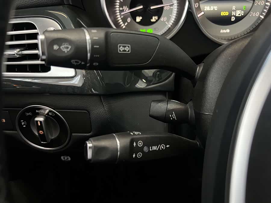 Mercedes-Benz CLS Class 2014 #38 Mercedes-Benz CLS Class 2014 immagine di auto #38