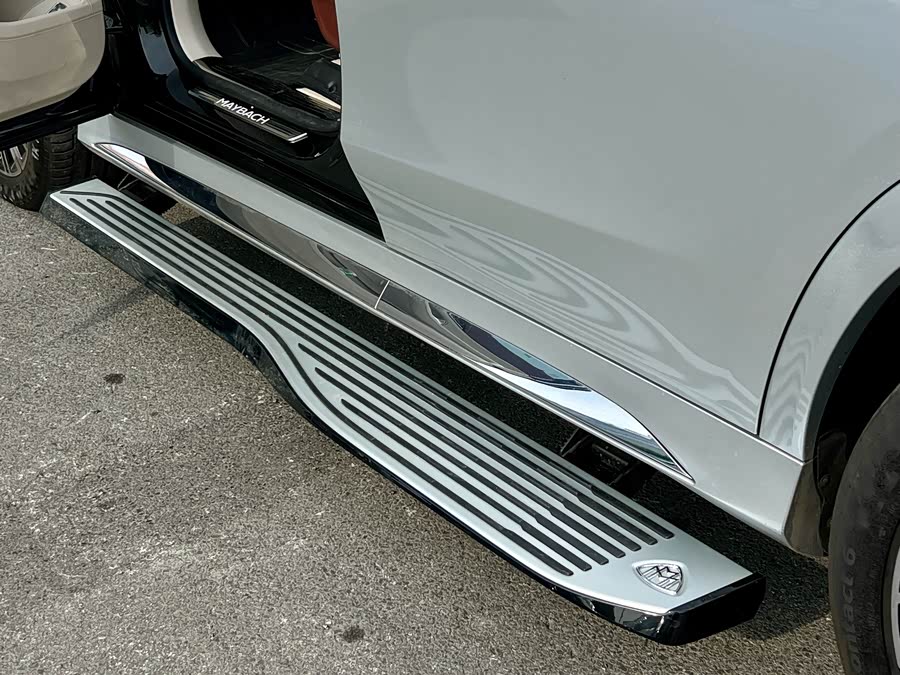 Mercedes-Benz Maybach GLS 2024 صورة سيارة #38